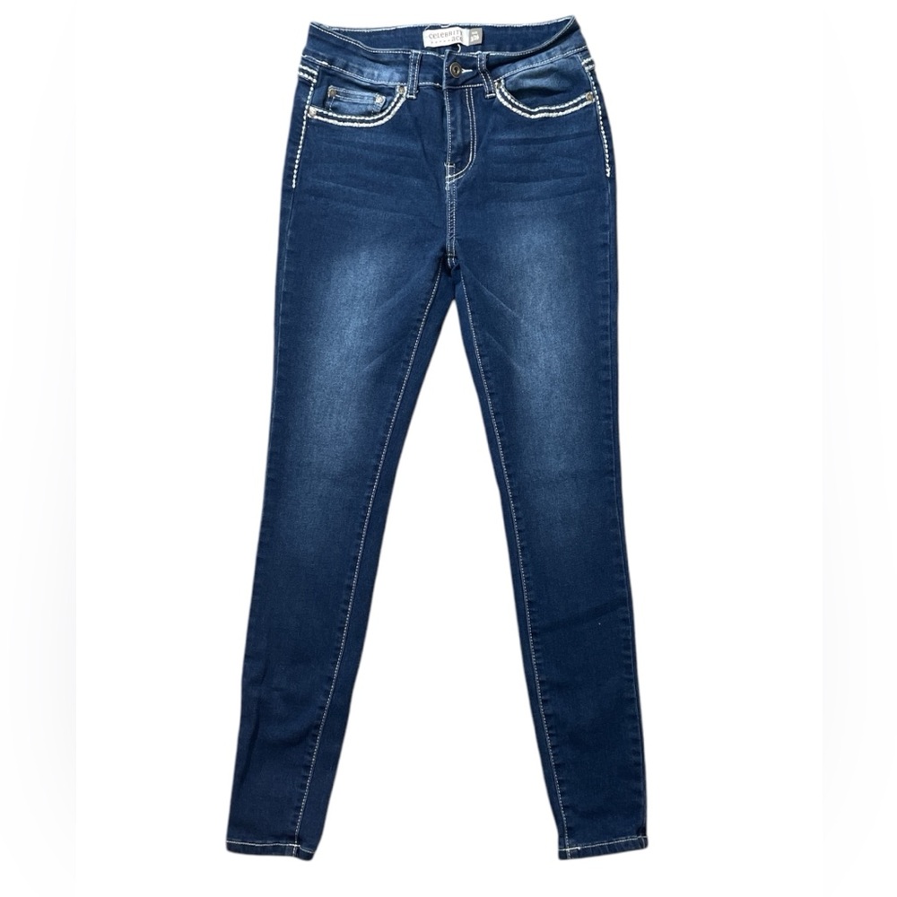 C38- Women’s Size 3 Waist 26” Celebrity Ace  Blue Jeans